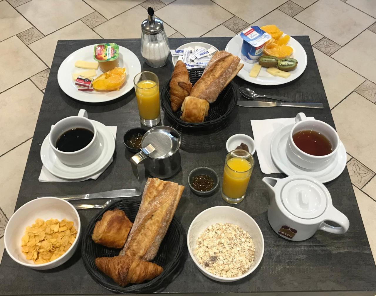 מונפלייה Le Strasbourg Hotel מראה חיצוני תמונה